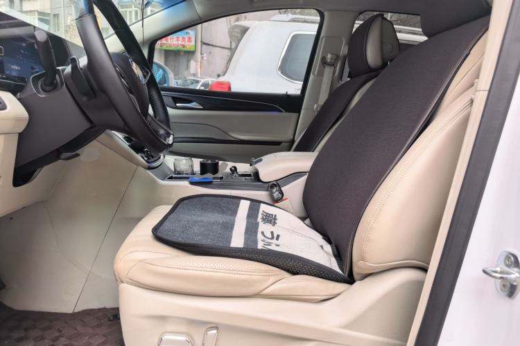 Used Buick GL8 2023 ES Lu Zun Comfort Model Left Front Seat