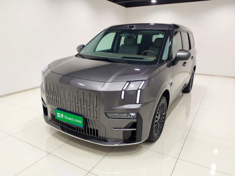 Used Zeekr 009 2024 7-Seater Walk-Through Version Four-Wheel Drive 108 kWh — 1