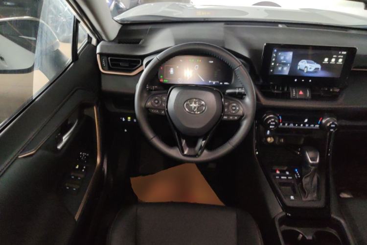 Used Toyota Wildlander 2024 Dual-Motor 2.5L E-CVT Two-Wheel Drive Luxury PLUS Edition Steering Wheel