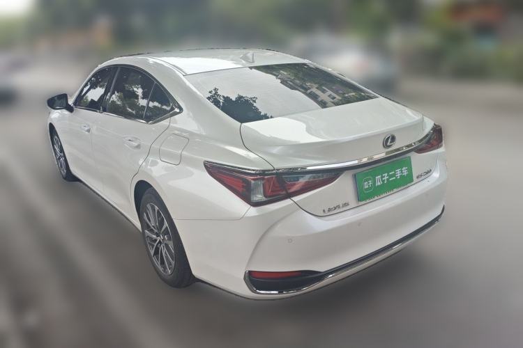 Used Lexus ES 2023 200 Excellence Edition