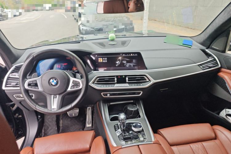 Used BMW X7 2020 xDrive40i Luxury M Sport Package
