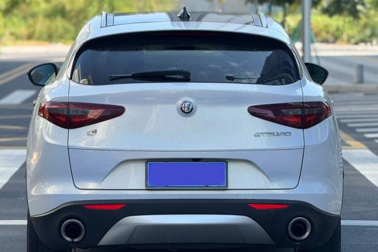 Used Alfa Romeo Stelvio 2017 2.0T 280HP Luxury Edition