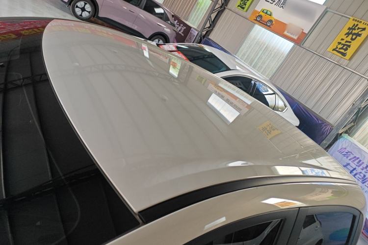 Used Wuling Bingo 2023 333 km Fast-Share Version Roof