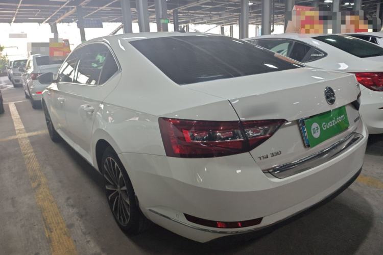 Used Skoda Superb 2016 TSI330 DSG Smart Drive Edition Rear Left 45 Deg