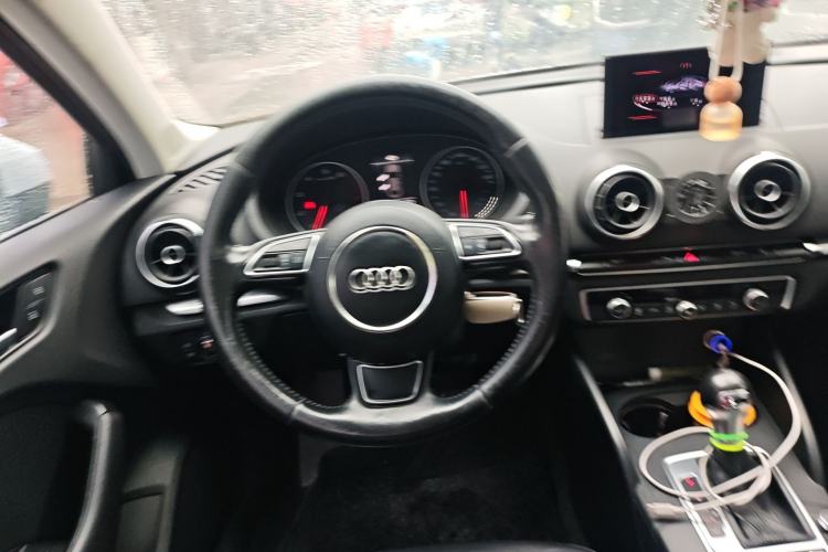 Used Audi A3 2014 Limousine 35 TFSI Automatic Comfort Model