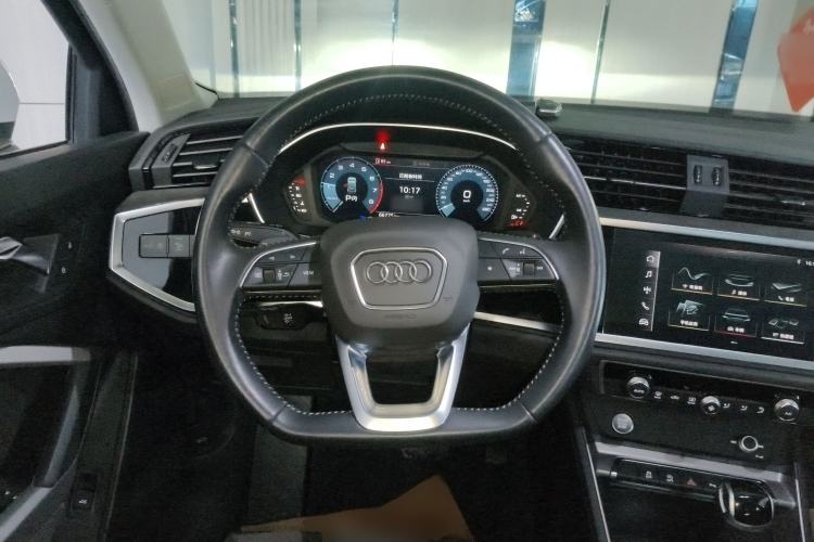 Used Audi Q3 2020 35 TFSI Fashion Dynamic Model