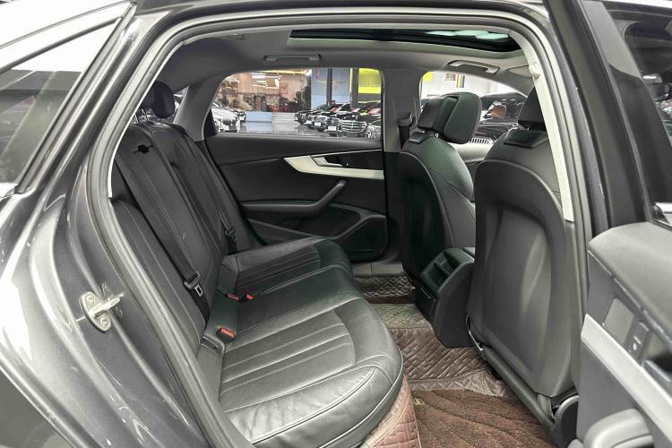 Used Audi A4L 2020 40 TFSI Fashion Dynamic Model Interior 6