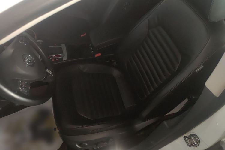 Used Volkswagen Magotan 2013 2.0 TSI Luxury Model