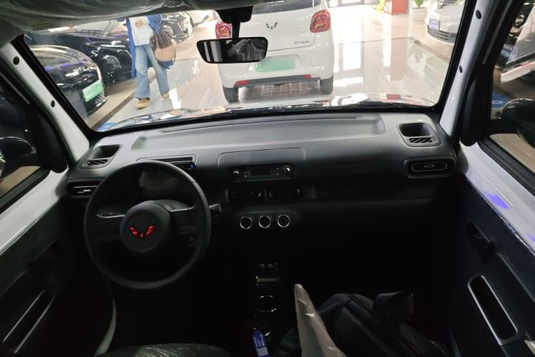 Used Wuling Zhiguang New Energy 2025 Comfort Model