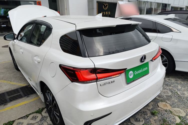 Used Lexus CT 2017 CT200h Elite Edition Monotone China VI
