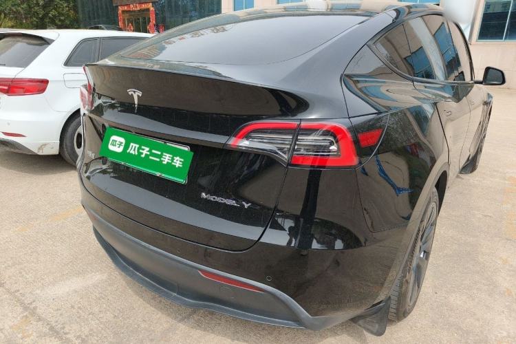 Used Tesla Model Y 2021 Standard Range Rear-Wheel Drive Version