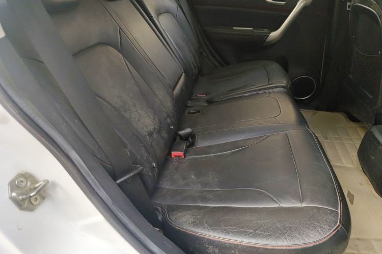 Used Haval H6 2015 Sport Edition 1.5T Manual Two-Wheel Drive Elite Model Left Rear Seat