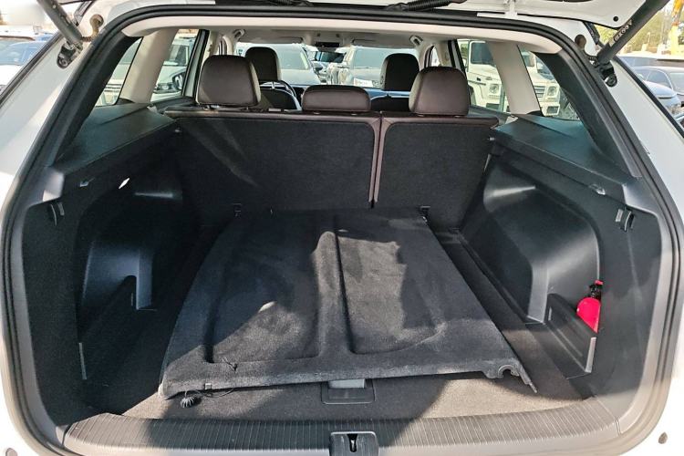 Used Volkswagen Tavendor 2023 380TSI Four-Wheel Drive R-Line Cruise Edition
