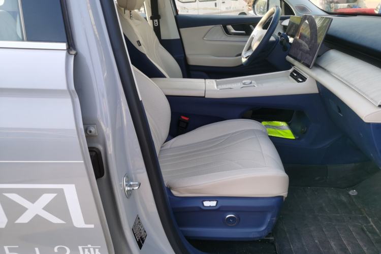 Used Chery Fengyun T9 2024 120 Long-Range Flagship Version 7 Seats Ternary Lithium