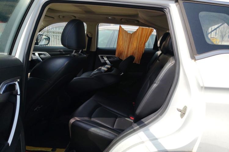 Used Geely Auto Emgrand X7 Sport 2016 2.0L Manual ZhiShang Version
