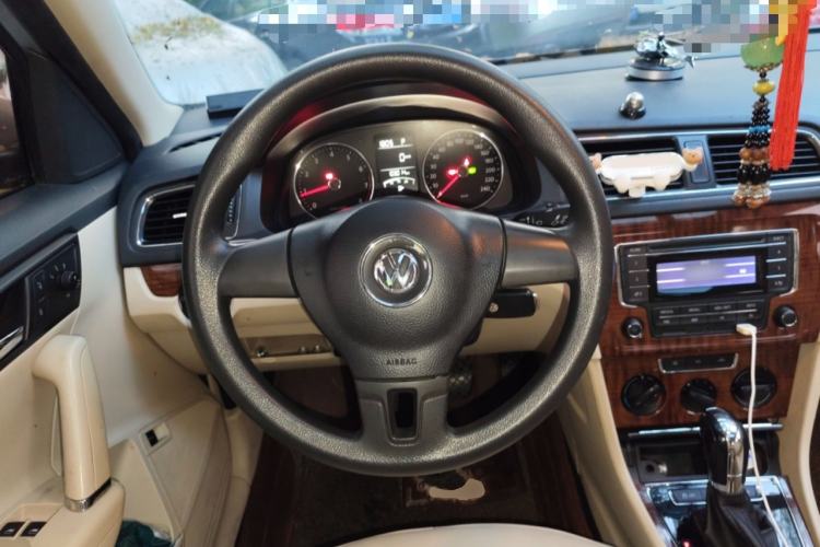 Used Volkswagen Lavida 2013 Restyled Classic 1.6L Automatic Comfort Edition
