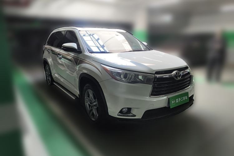 Used Toyota Highlander 2017 2.0T Four-Wheel Drive Luxury Navigation Version 7 Seats Front Right 45 Deg