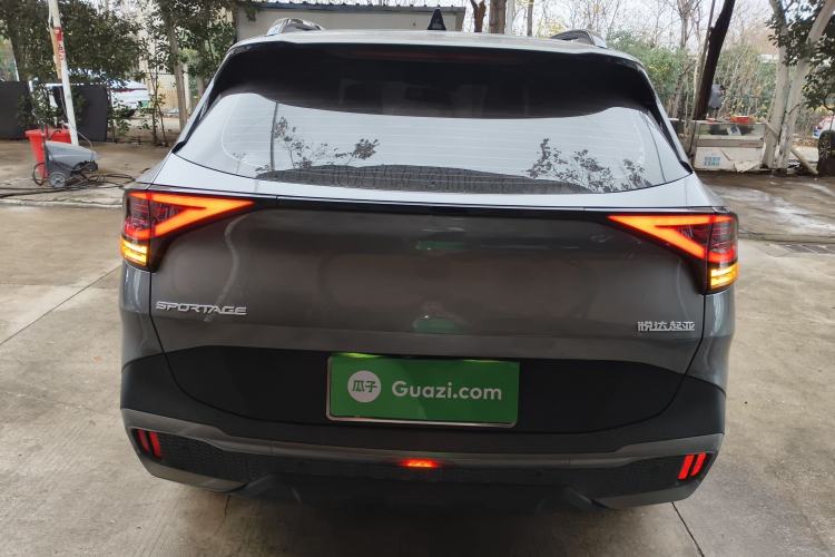 Used Kia Sportage (Chinese Domestic Model) 2023 2.0T Two-Wheel-Drive Prestige Edition
