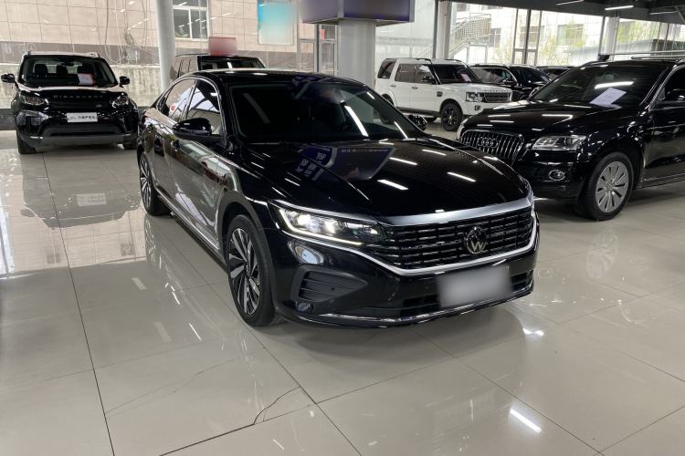 Used Volkswagen Passat 2024 380TSI Dragon Edition Exterior 2