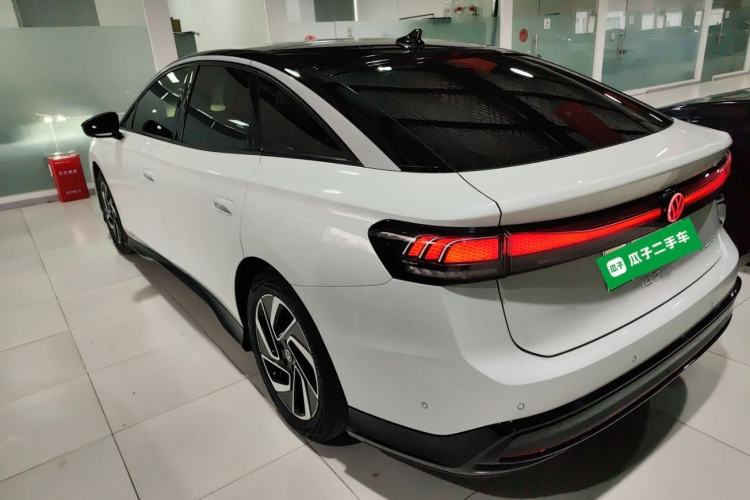 Used Volkswagen ID.7 VIZZION 2024 First Edition Rear Left 45 Deg