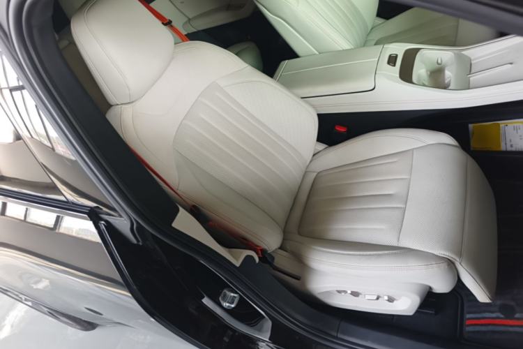 Used ONVO L60 2024 60 kWh Rear-Drive Version