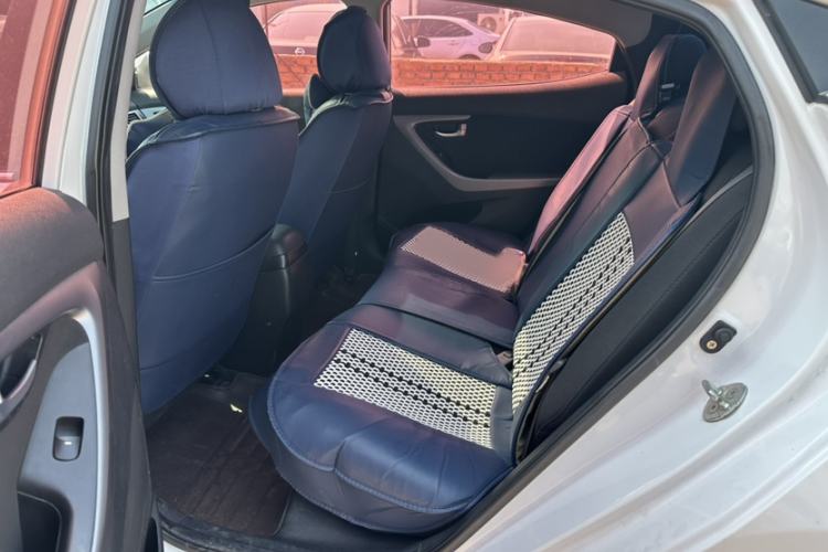 Used Hyundai Elantra (5th Generation / Langdong) 2016 1.6L Manual Luxury Model Exterior 7