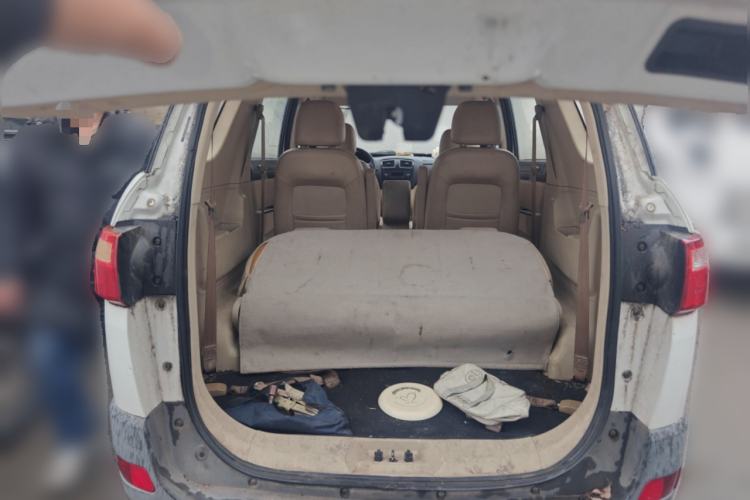 Used Dongfeng Fengon 370 2016 1.5L Manual Standard Edition SFG15-02 5 Seats