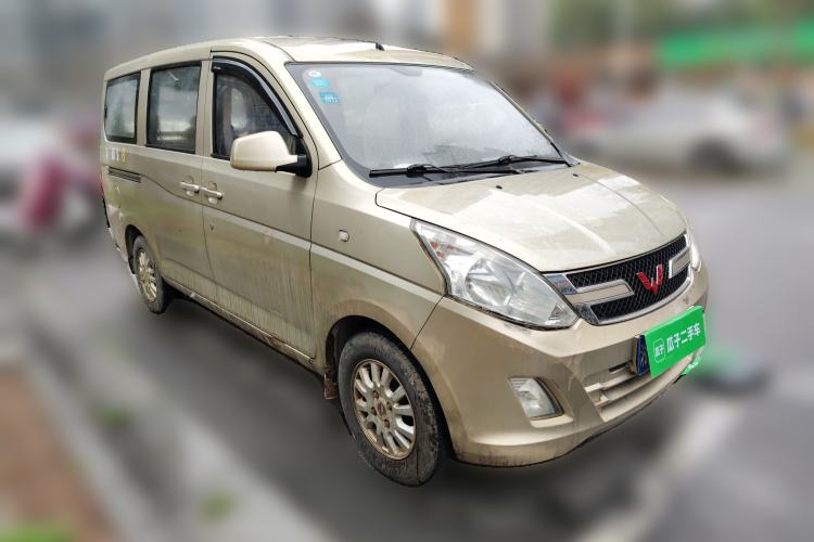 Used Wuling Rongguang V 2016 1.2L Standard Version Front Right 45 Deg