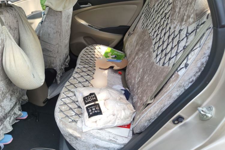 Used Hyundai Verna (older generation) 2014 1.4L Automatic Smart GLS Left Rear Seat