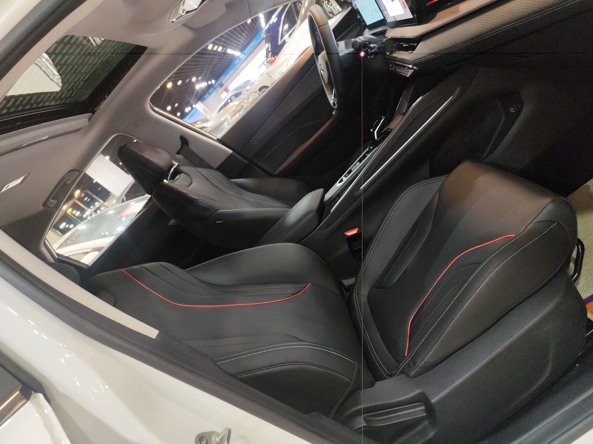 Geely Auto Binray 2022 Binrui COOL 1.5T DCT Electric Edition — снимка 19