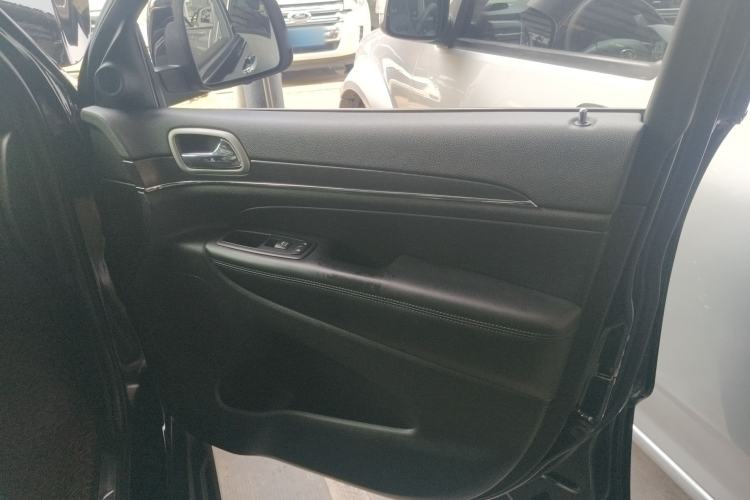 Used Jeep Grand Cherokee (Import) 2017 3.0L Elite Navigation Edition