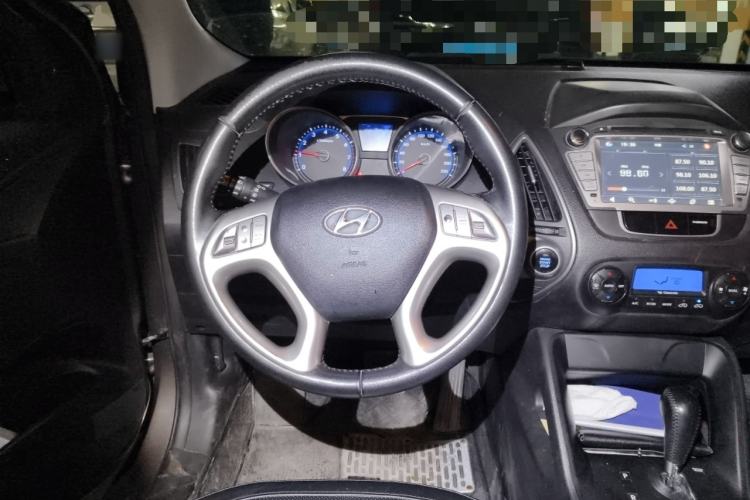 Used Hyundai ix35 2012 2.0L Automatic Two-Wheel Drive Elite Edition GLS
