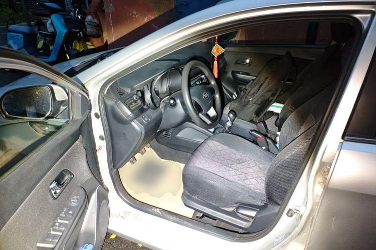 Used Kia K2 2012 Sedan 1.4L MT GLS Commemorative Edition Driver Seat