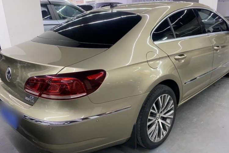 Used Volkswagen FAW-Volkswagen CC 2016 2.0 TSI Luxury Model
