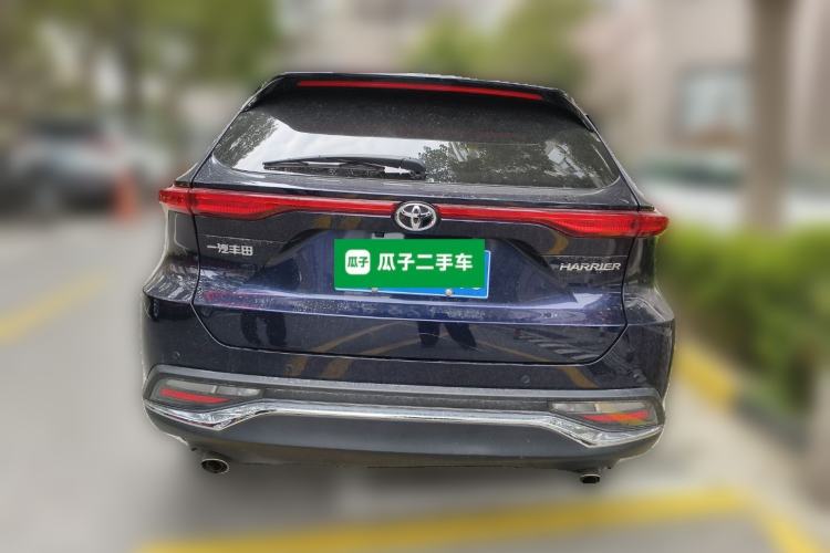 Used Toyota Harrier 2022 2.0L CVT Two-Wheel Drive Deluxe Edition