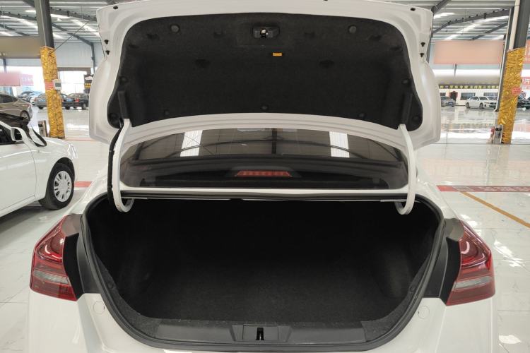 Used Geely Auto Emgrand 2021 UP 1.5L Manual Luxury Model