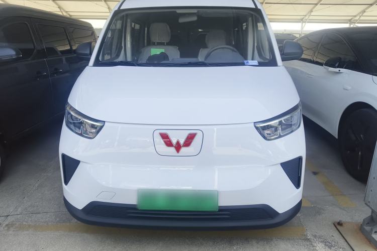 Used Wuling Yangguang 2025 Model 400km Bus Edition—Comfort Edition
