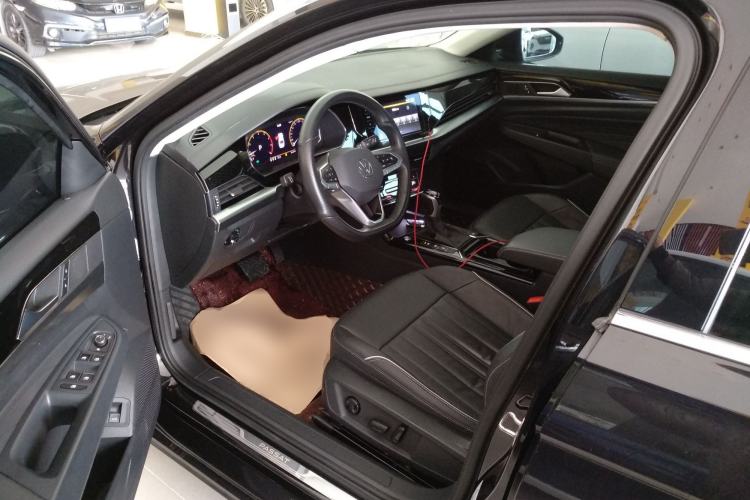 Used Volkswagen Passat 2022 330TSI Elite Edition Custom Version