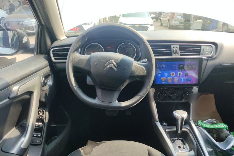 Used Citroen C3-XR 2015 1.6L Automatic Fashion Model Steering Wheel