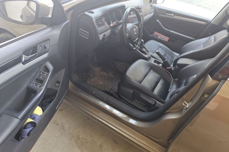 Used Volkswagen Sagitar 2015 1.6L Automatic Comfort Model