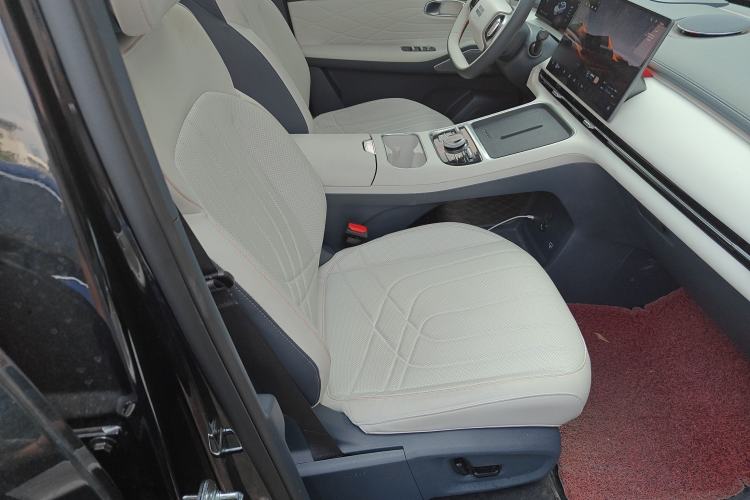 Used Geely Galaxy Galaxy Xingjian 7 EM-i 2025 120km Exploration+ Version