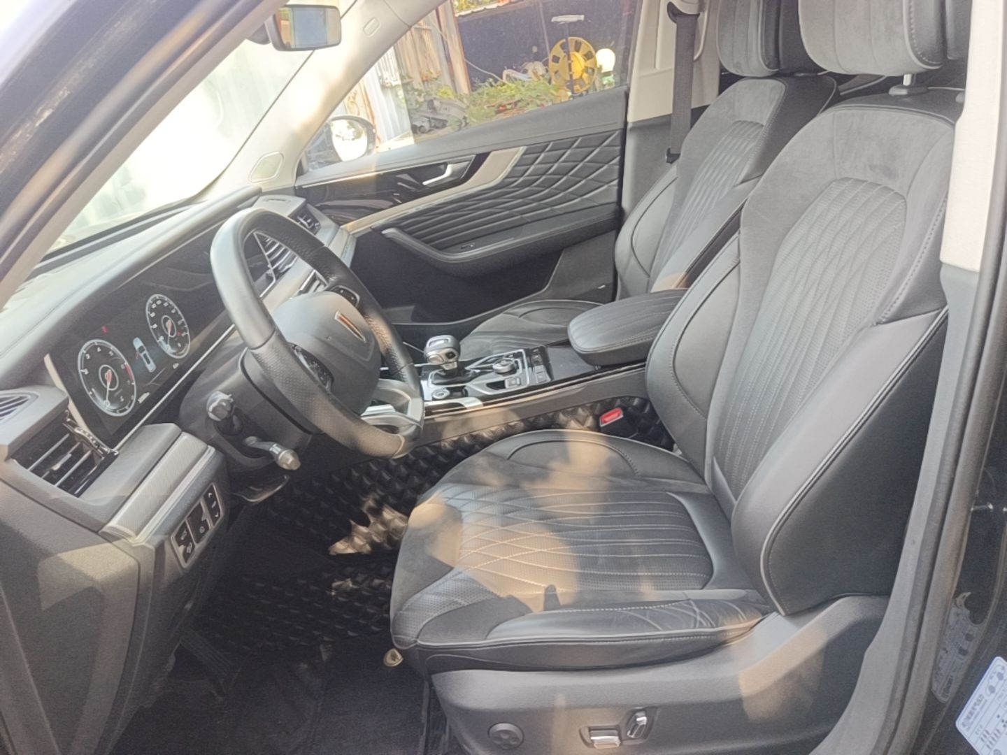 Hongqi HS5 2022 Facelifted Version 2.0T Smart Connect Flagship All-Wheel-Drive Edition — снимка 17