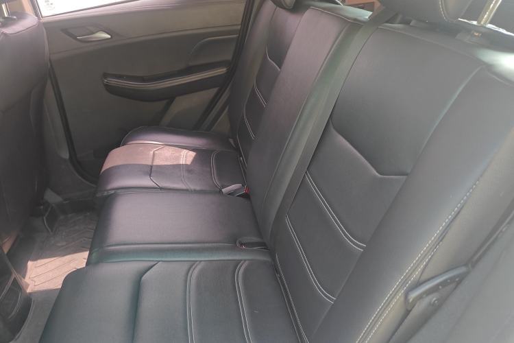 Used BYD Yuan New Energy 2019 EV535 Smart Connect Trendsetting Model
