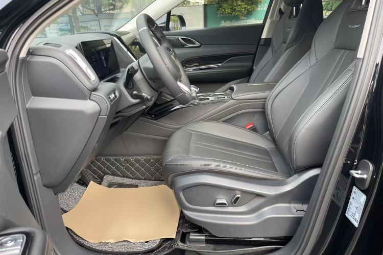 Used Hongqi HS3 2023 2.0T Two-Wheel Drive Available Version
