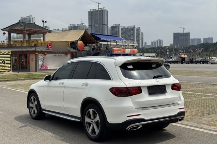 Used Mercedes-Benz GLC 2017 GLC 260 4MATIC Luxury Model
