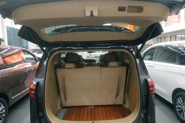 Used Buick GL8 2021 ES Landtrek 653T Luxury Model Trunk