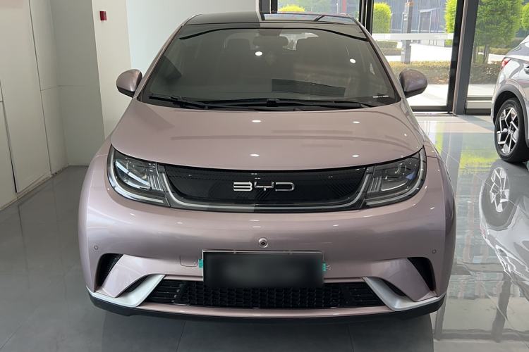 Used BYD Dolphin 2023 420 km Fashion Edition
