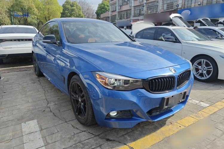 Used BMW 3 Series GT 2020 320i M Sport Night Edition Front Right 45 Deg