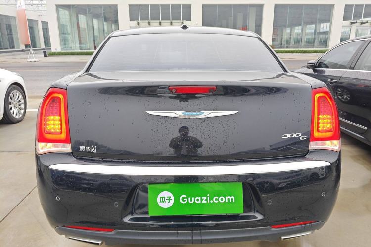 Used Chrysler 300C 2016 3.0L Supreme Edition