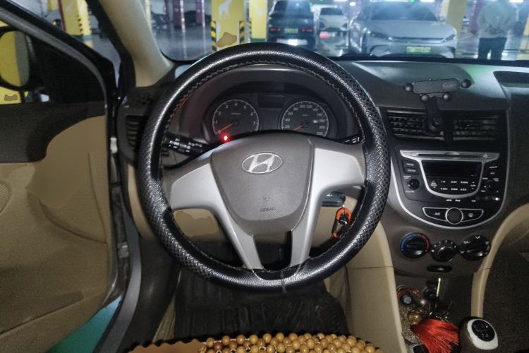 Used Hyundai Verna (older generation) 2010 Sedan 1.4L Manual Comfort GS
